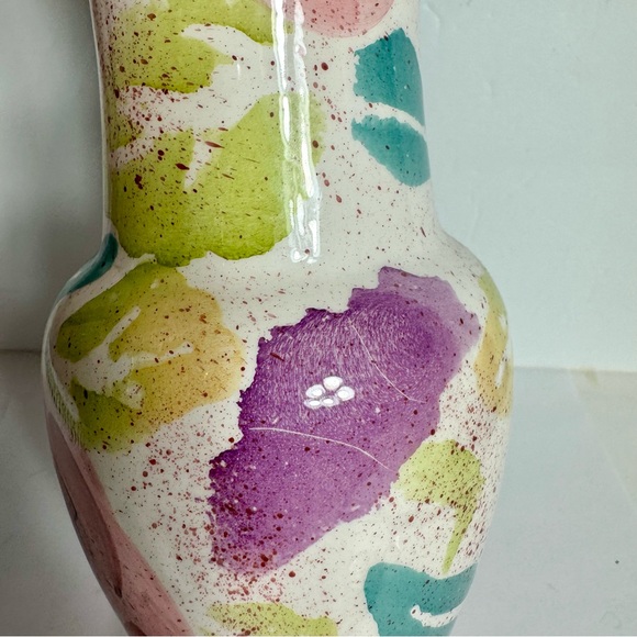 Vintage tall floral painted vase. Approx 11.5”H and 3.5” diameter across bottom. - Picture 6 of 13